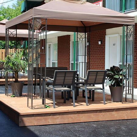 Motel Du Parc Secteur Hull Гатино Екстериор снимка