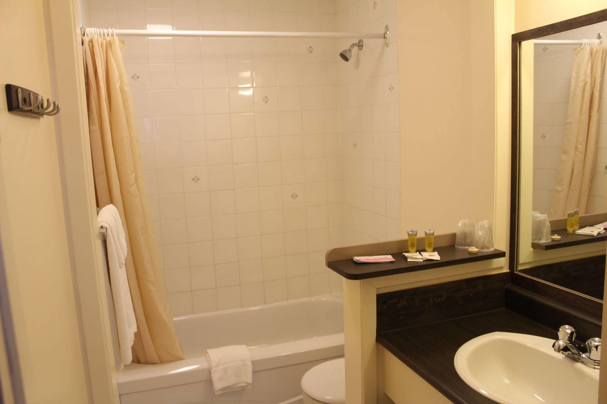 Motel Du Parc Secteur Hull Гатино Екстериор снимка