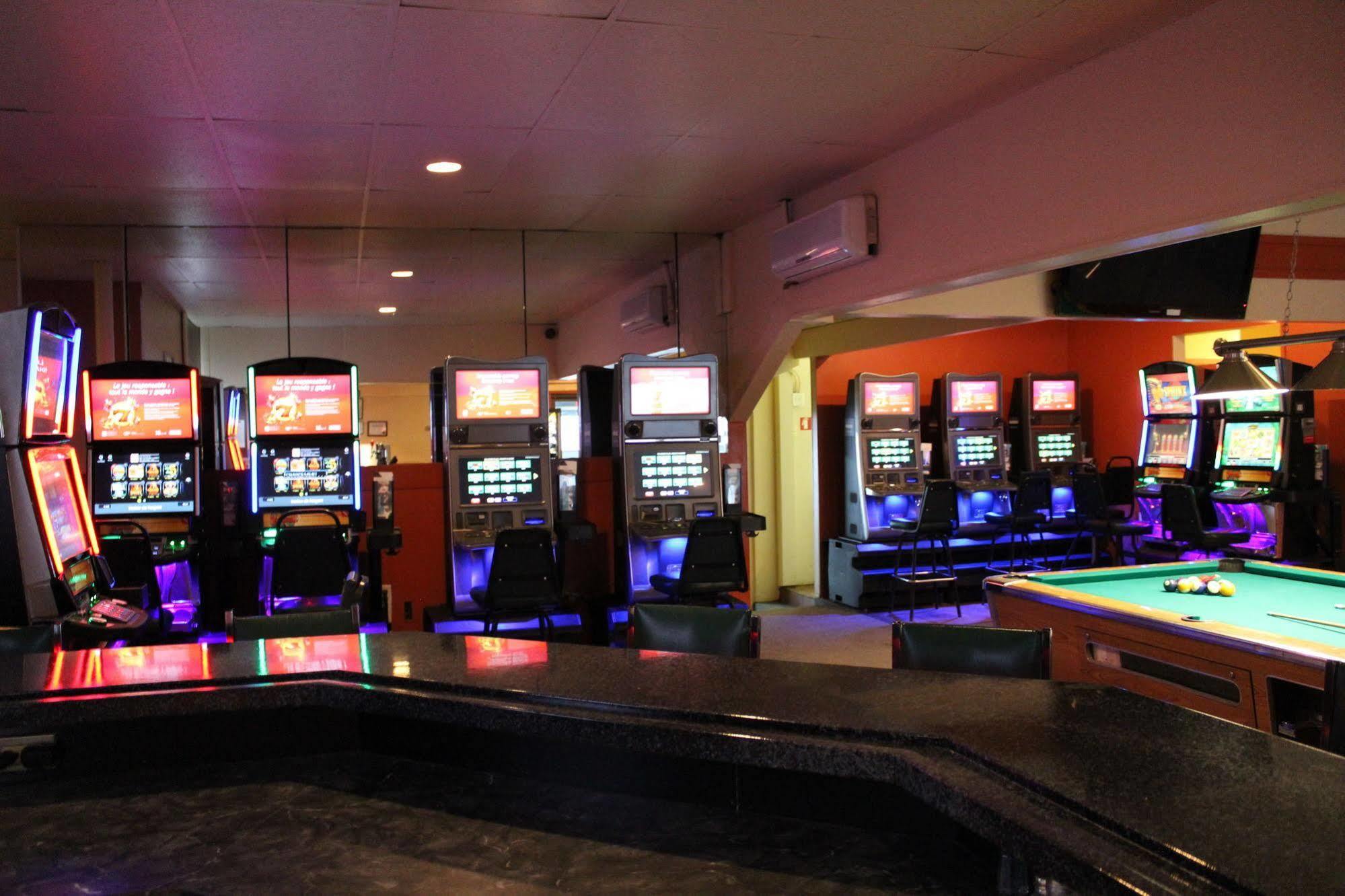 Motel Du Parc Secteur Hull Гатино Екстериор снимка